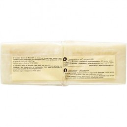 Savon de Marseille Carrefour Essential
les 2 pains de 400g